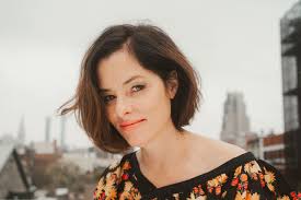 Parker Posey Is Dead Serious