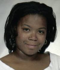 Simone Ward's Instagram, Twitter & Facebook