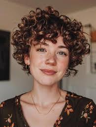 Allison Steinmetz's Instagram, Twitter & Facebook