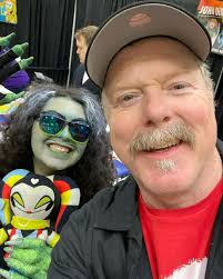 So some background! In high school, I did video production all four years  and IB film even if I wasn't an IB student. I also did afterschool VP  courses, and I still