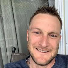 Kyle Redfern's Instagram, Twitter & Facebook