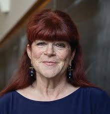 Amazon.com: Reading Better, Reading Smarter: Designing Literature Lessons  for Adolescents: 9780325042404: Appleman, Deborah, Graves, Michael: Books