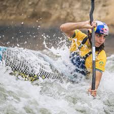 My father raced for great britain and was 5 x world champion and my mother raced for france 2 x world champ and bronze at 1996 olympics. Jessica Fox 2 Time Olympic Medallist In Canoe Slalom Joins Gt On Crossing The Line 89 7 Eastside Fm Jessica Fox 2 Time Olympic Medallist In Canoe Slalom Joins Gt On Crossing The Line