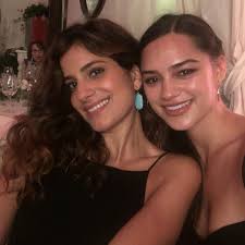 Laurel Dreams In Fashion