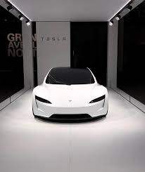 Acceleration and top speed can't touch the roadster 2.0, with 2.7 seconds to 62 mph and a maximum of 195 mph. New Tesla Roadster Vs Bugatti Chiron Nasty