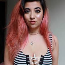 Georgia Sampson's Instagram, Twitter & Facebook