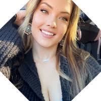 Ashley Nalley's Instagram, Twitter & Facebook