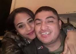 Clavel la convenció de huir con él y llevarse a los dos hijos que tenía con palma salazar. Presuntos Sicarios Del Cartel Del Golfo Y Del Noreste Se Exhiben En Redes Sociales Con Sus Novias Infobae