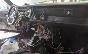 Kit contains universal 6 gauge wire harness, electric speed sender, 1/8 npt water temp & oil pressure senders with 1/4, 3/8 & 1/2 npt adapter fittings, led lighting. Holley Sniper Xflow In 74 Plymouth Duster
