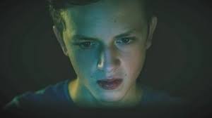 Diário de Horrores: Temporada 1 (2017) — The Movie Database (TMDB)