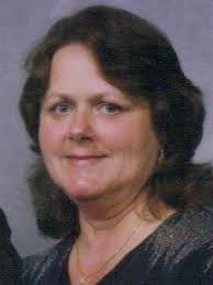 Robin Ashbaugh's Instagram, Twitter & Facebook