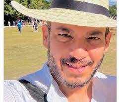 Arturo Rocha's Instagram, Twitter & Facebook