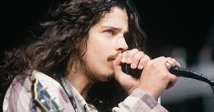 The voice of a generation, an artist for all time. Someone Isolated Background Music From Chris Cornell S Black Hole Sun And You Have To Hear It Bored Panda