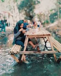 Alaska waterboom polokarto, sukoharjo : 280 Ide Wisata Jawa Timur Monument Valley Zaman Es Cafe Menu