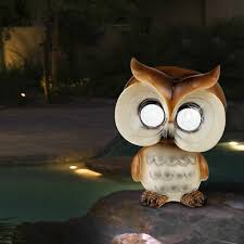 Unser sortiment beinhaltet die verschiedensten lampen mit außerdem gibt es in unserem onlineshop sowie in den gartencentern zahlreiche möbel für den außenebreich wie unsere beliebten lounge. Wege Sockelleuchten Led Aussen Solar Leuchte Grau Eule Deko Figur Boden Lampe Veranda Beleuchtung Garten Terrasse Visea Com Tr