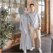 Gamis couple tunangan ~ 30 trend terbaru baju couple tunangan simple tapi elegan lamaz morradean. Baju Tunangan Yang Simple