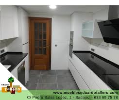 Quiero felicitarlos por ser una empresa seria y por tener unos excelentes trabajadores que me realizaron una cocina espectacular. Cocina Realizada Con Todo Nuestro Muebles Eduardo Tallero Facebook