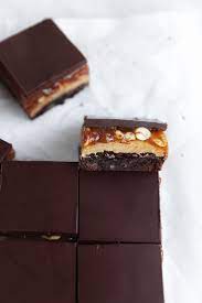 Snickers Brownies Broma Bakery Recipe Homemade Snickers Snicker Brownies Desserts