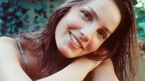 Ángela felisa maría contreras radovic (santiago, may 27, 1971) is a chilean film, theater and television actress. 5jptyzqe3bhxzm