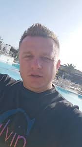 RAFIK LIVE RETRO SRODA