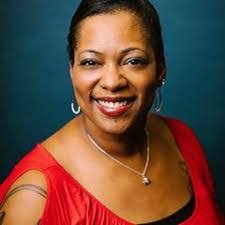 Marci Douglas's Instagram, Twitter & Facebook