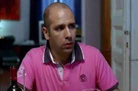 With checco zalone, giulia michelini, dino abbrescia, fabio troiano. Cado Dalle Nubi Le Frasi E Le Battute Piu Belle Del Film Di Checco Zalone