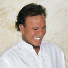 Cerita Julio Iglesias dan Indonesia
