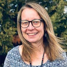 Crystal Breeden's Instagram, Twitter & Facebook