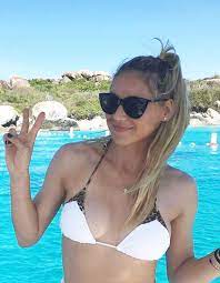 If you like you can check latest anna kournikova photos. Anna Kournikova Stuns In Instagram Snaps As Wimbledon Star Hasn T Aged A Day Daily Star