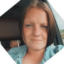 Selina Watkins's Instagram, Twitter & Facebook