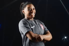 New york lieutenant governor kathy hochul is scheduled to throw the first pitch prior to tonight's series opener. Simone Biles Throws The Only Non Embarrassing Celebrity First Pitch