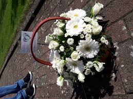 Funeral flower arrangements, funeral flowers, cemetery flowers. Interflora Uk Reviews 17 Reviews Of Interflora Co Uk Sitejabber