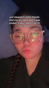 deactivated my account so quick and i dont even think that removes it 😭😭😭