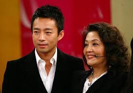 The latest application filed is for hwoek. Barbie Hsu S Mother In Law Zhang Lan Is No Longer The Owner Of South Beauty Restaurant Under The Dark Cloudy Blue Sky