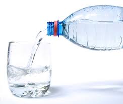 Hasil gambar untuk minum air putih