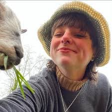 Mary Mcgroarty's Instagram, Twitter & Facebook