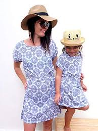 Wo bekommt man so süße klamotten für mama und tochter her? Mutter Und Tocher Kleider Set Mutter Tochter Partnerlook Mama Tochter Kleid Mutter Tochter Outfit Muttertag Geschenk Boho Kleid Amazon De Handmade Produkte