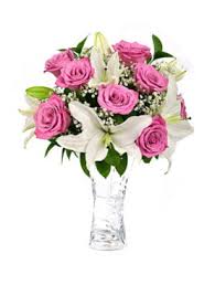We're family owned and operated, and committed to. Valentine Red Roses Bouquet 15 Red Roses Bouquet Petal Box