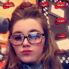 Halie Henderson (@HalieHenderson2)