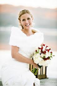 This timeless and exotic flower can add an air of mystery to your wedding. 20 Winter Wedding Bouquets Rustic Wedding Chic