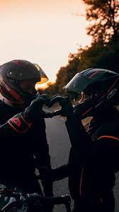 The Latest Iphone11 Iphone11 Pro Iphone 11 Pro Max Mobile Phone Hd Wallpapers Free Download Motorcycle Moto Fotografi Ilustrasi Pasangan Fotografi Pasangan