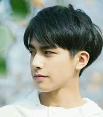 At some point medium haircuts for high cheekbones should let you look and feel comfortable and beautiful, therefore do it to your advantage. 40 Two Block Haircut Ideas Two Block Haircut Kpop Hair Asian Haircut