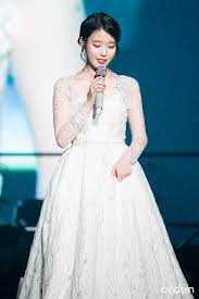 Pin By Todynhadojungkook On Iu Fashion Wedding Dresses Dresses
