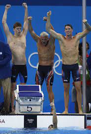 Michael Phelps Thrashes Chad Le Clos To Win Twentieth Olympic Gold Medal Daily Mail Online