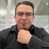 Lilia Bustos's Instagram, Twitter & Facebook