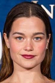 Sarah Catherine's Instagram, Twitter & Facebook