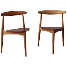 Hans Wegner Heart Chairs For Sale At 1stdibs Antique Dining Room Chairs Chair Dining Room Chairs Modern