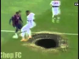 Lionel messi dribble vs jerome boateng • lm goals • 06/05/2015. Meme Messi Vs Jerrome Boateng Youtube