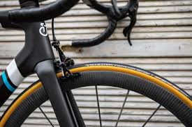 In 1973 the shooting star of the cycling scene, eddy merckx, approached the ingenious frame builder ugo de rosa and asked him to be his mechanic on the molteni team and build their bikes. Eddy Merckx Back In The Peloton Road Bike Action