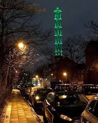 Der Turm Duisburg Hochfeld Stadtwerke Stadtwerketurm Turm Jodudek Nachtfotografie Nachtaufnahme Grun In 2020 Fotos